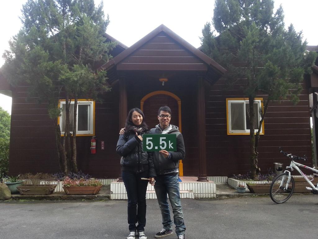 La La Shan 5.5Knong Zhuang Hualing Exterior photo
